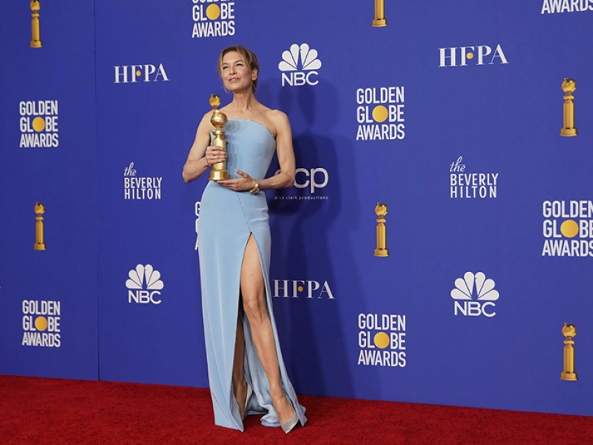 El radiante vestido de Renée Zellweger en los Globos de Oro 2020
